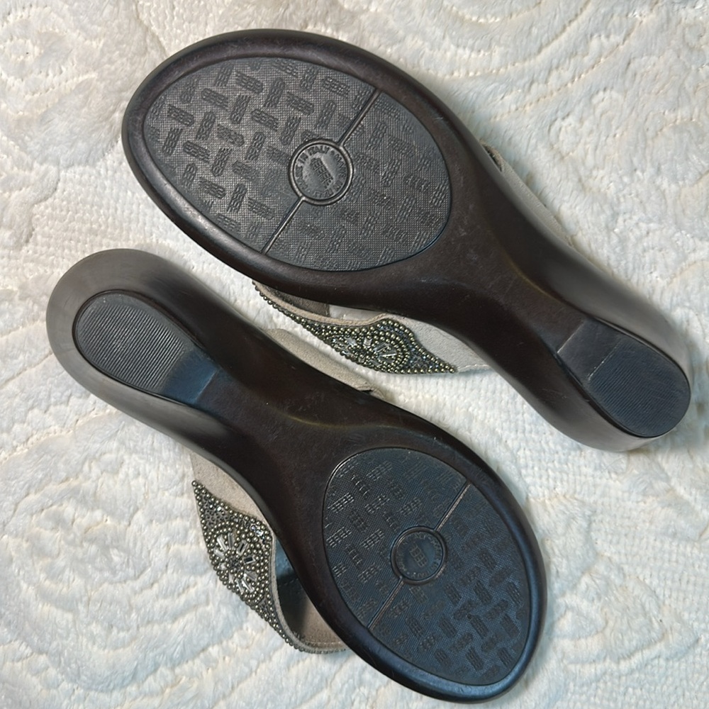 Italian shoemakers Beaded Sandals flex insole sz 7 M - Picture 9 of 10